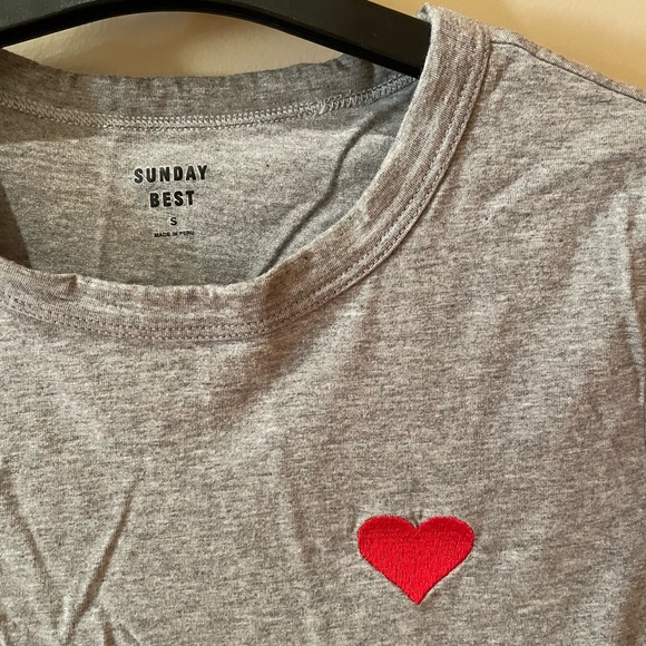 Sunday best T-shirt - Picture 3 of 3